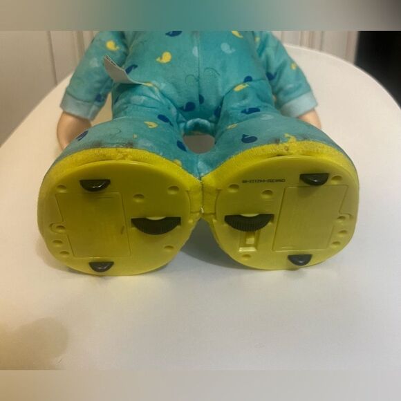 Cocomelon Dancing JJ Feature Doll 14” Learn to Dance with JJ Lights & Sounds - Picture 5 of 8